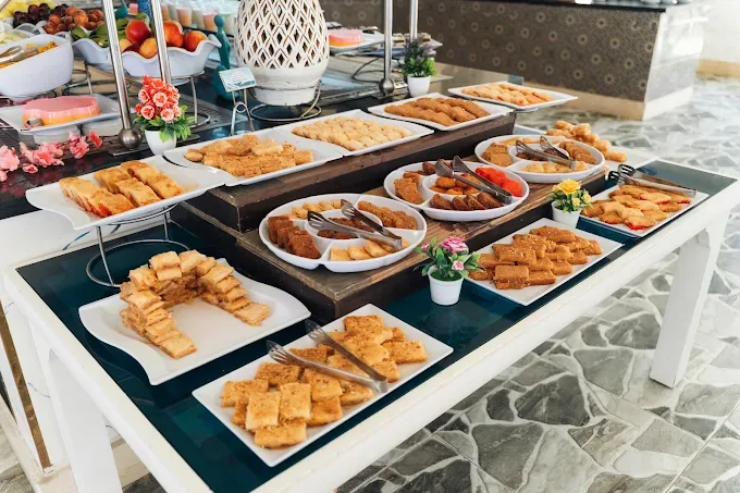 Island buffet selection
