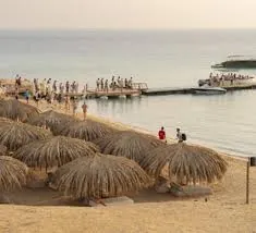 Ozirea Island beach and arrival jetty